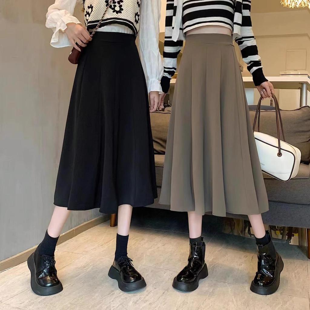 Schwarzer A-Linien-Faltenrock für Damen: Hohe Taille, mittlere Länge, hüftbedeckend, kleine Größe, neuer Frühlingsstil.