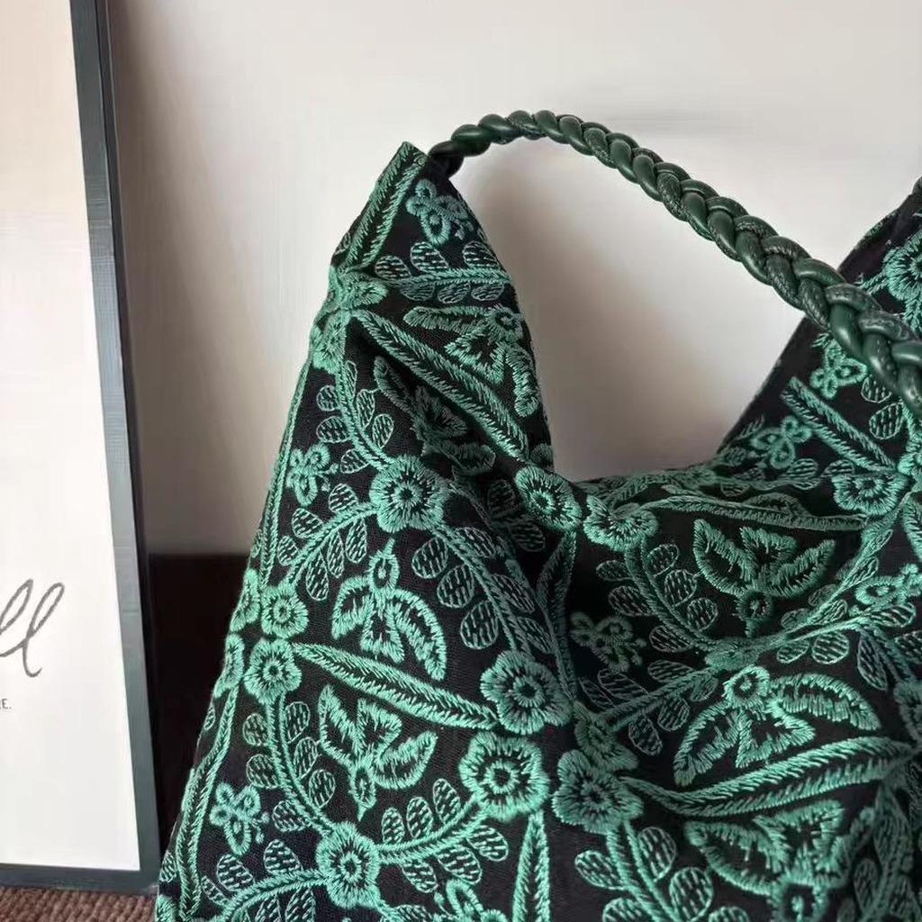 Green Embroidered Shoulder Bag Large Capacity Floral Pattern Casual Tote Bag for Women Daily Shopping Travel Commute Soft Fabric