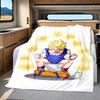 1pz Coperta in Flanella con Stampa Son Goku, Alta Qualità per Tutte le Stagioni, Decorazione per la Casa, Calore e Comfort, Perfetta per Regali di Natale
