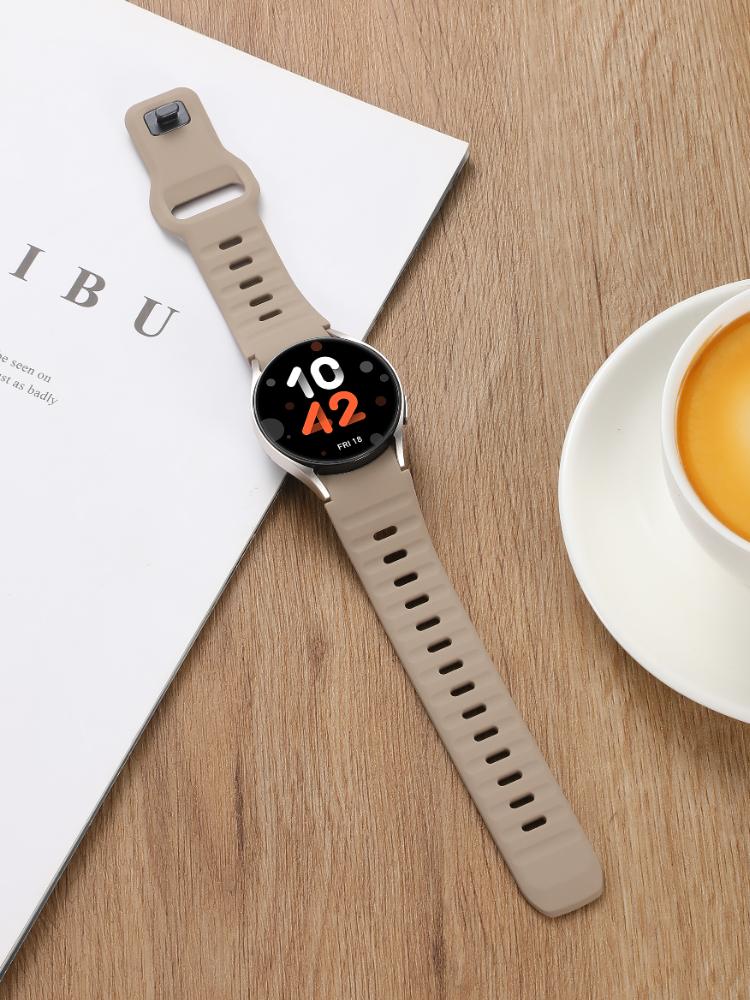 

No Gaps Silicone Strap for Samsung Galaxy Watch 7 FE 6 5 4 44mm 40mm Sport Bracelet for Watch 5 pro 45mm/6 Classic 47 43mm Band Galaxy Watch 7 40mm коричневый