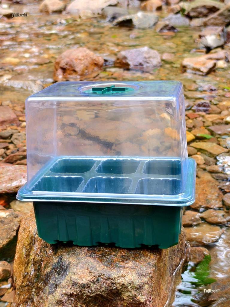 12-Cell Seedling Tray with Lid: Thickened for Insulation & Moisture Retention, Easy Sowing Cell Tray, Cutting Pot, Nutrient Cup.