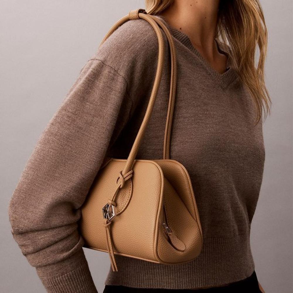 Calvin Klein Jeans Women Emblem Trio Pebble Shoulder Bag 4f3743g Raj