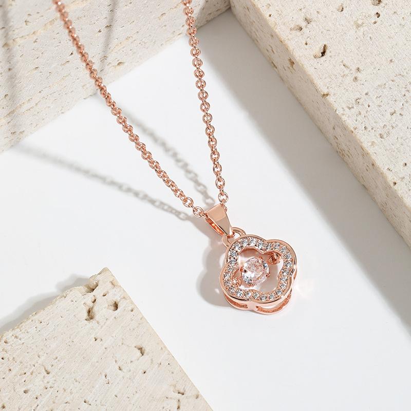 

Ожерелье с танцующим кулоном в виде счастливой травы, главный камень, бьющееся сердце, корейская версия простого и элегантного ожерелья с четырехлистным клевером