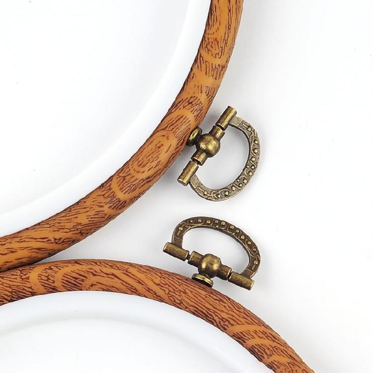 Decorative Crosses Stitching Hoop Embroidery Frame Round Embroidery Hoop Embroidery Circle Rings for Craft Enthusiasts