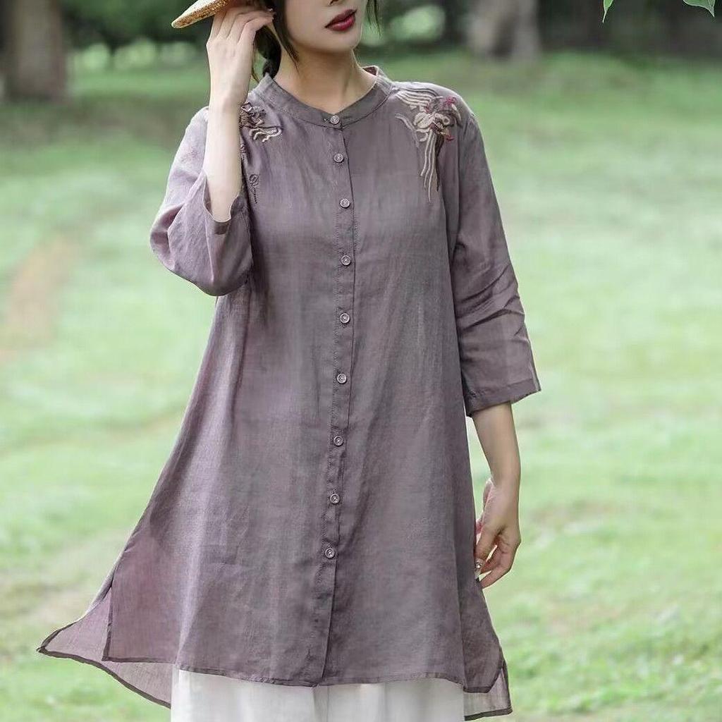 Frühlings-/Sommer-Strickjacke aus bestickter Baumwolle und Leinen: Vielseitige, locker sitzende, mittellange Oberbekleidung für Damen