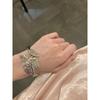 Niche Style Fashion Retro Metal Bracelet Delicate Female Leaves