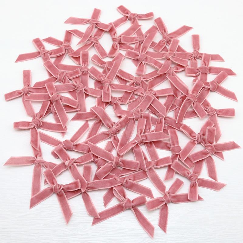 (50 Pcs/pack)5*5cm Velvet Bow Flesh Pink Colourful Ribbon Bows Small Size Polyester Satin Ribbon Bow Flower DIY Craft Decoration