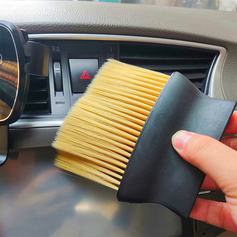 Car Interior Dust Removal Brush - Soft Brush for Air Conditioning Outlet and Gap Cleaning, Beauty Tool.