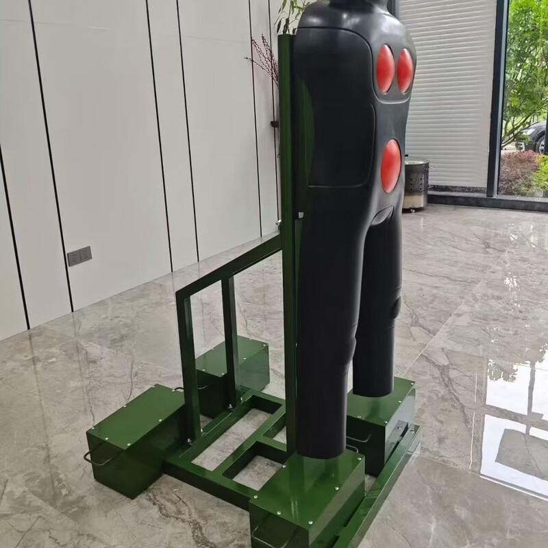 Portable Humanoid Combat Training Target