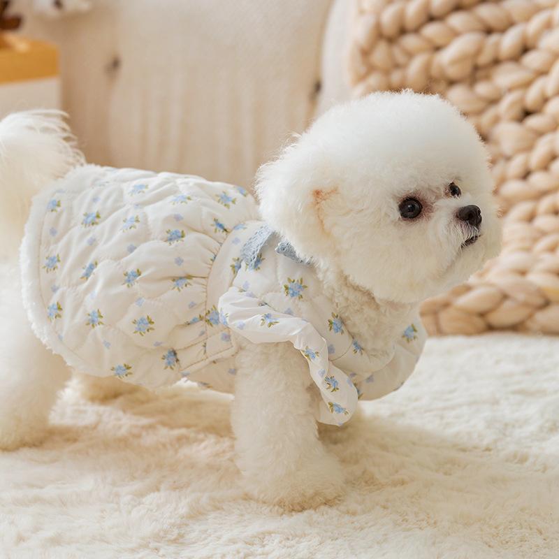 Dog skirt fresh quilting cotton couple skirt medium and small dog teddy autumn and winter velvet warm pet clothes