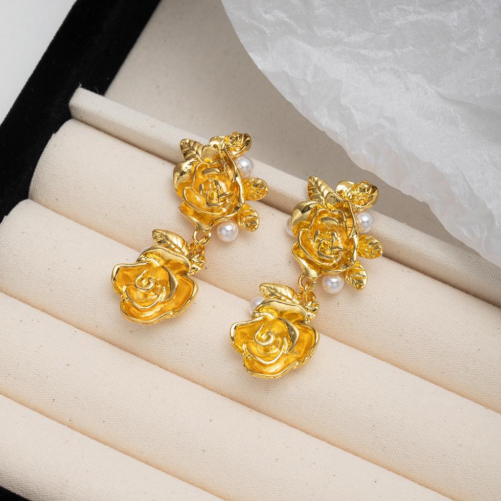 Exaggerated Ear Needles, Gold Flower Fringed Pearl Inlaid Ear Needles, Women'S Temperament Trendy Earrings