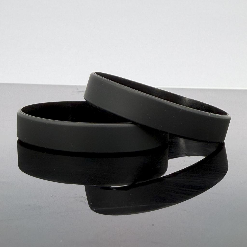 Braccialetto in Silicone Luminoso - Colore Unico, Senza Scritte, per Bambini e Adulti