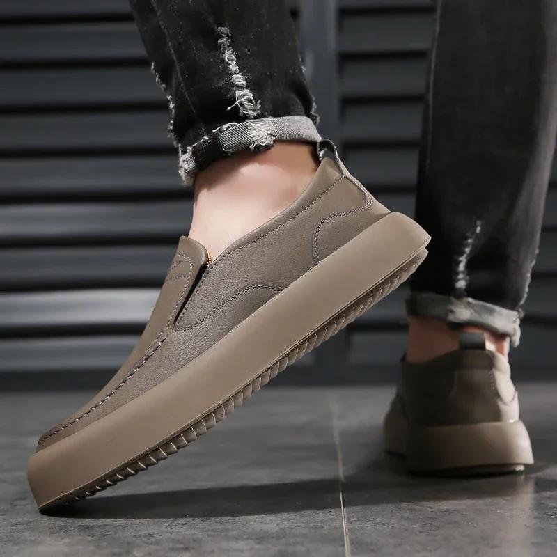 Fashion New Luxury Designer Men's Shoes Genuine Leather Slip On Loafers Mocasines Summer Breathable Driving Shoes Walking Men Sneakers