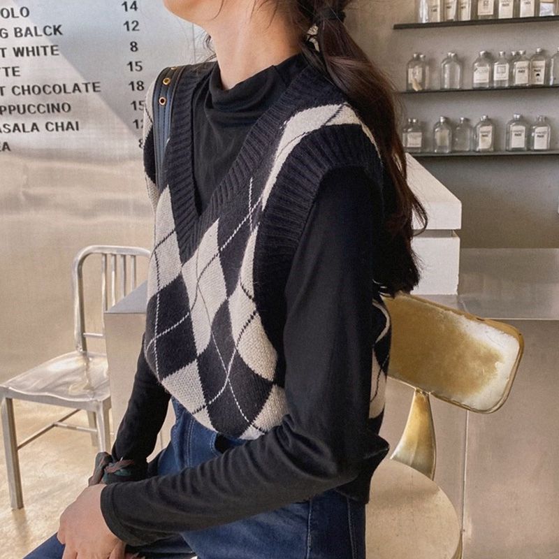 Dámská svetrová vesta 2023 letní korejská diamantová kostkovaná vesta dámská svrchní oblečení s výstřihem do V vesta bez rukávů dámská