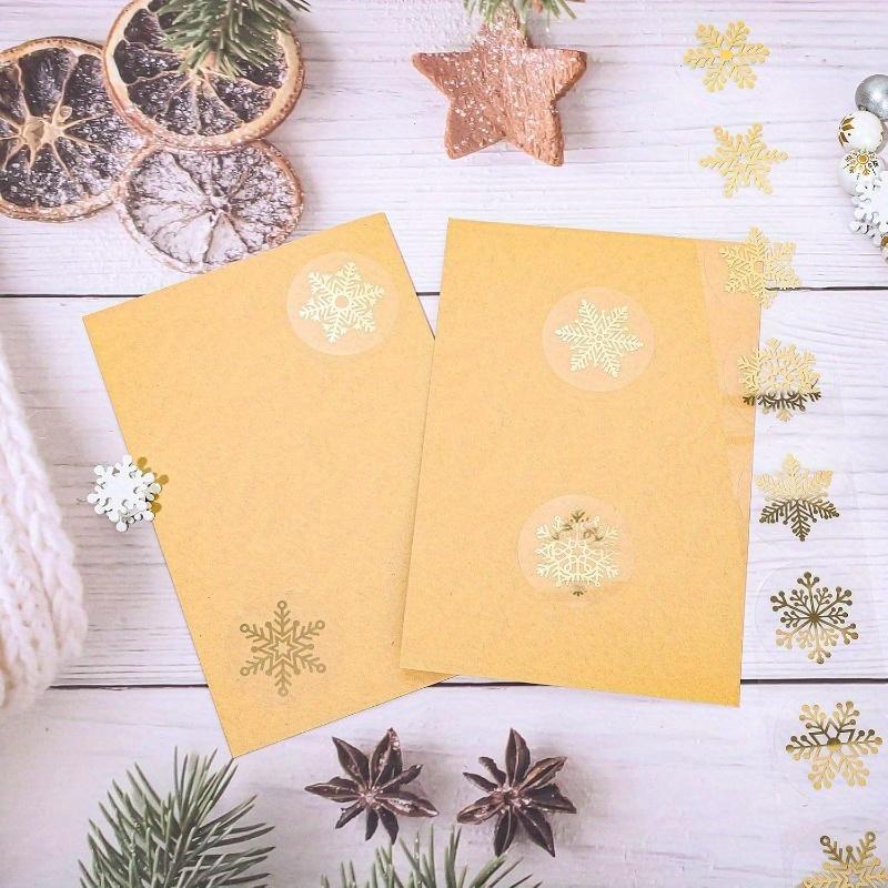 500/1000pcs Golden Snowflake Stickers Shiny Transparent PVC Round Decor Sticker Roll for Christmas Gift Wrapping Festive Essenti