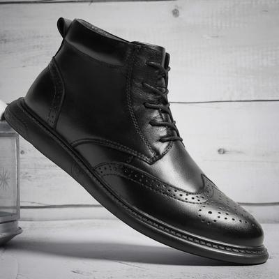 Botas de Cano Alto Estilo Britânico Botas de Ferramenta Quentes com Botas de Pelo Calçados para Homem Tendência Preto Bonito Botas de Couro Calçados Masculinos