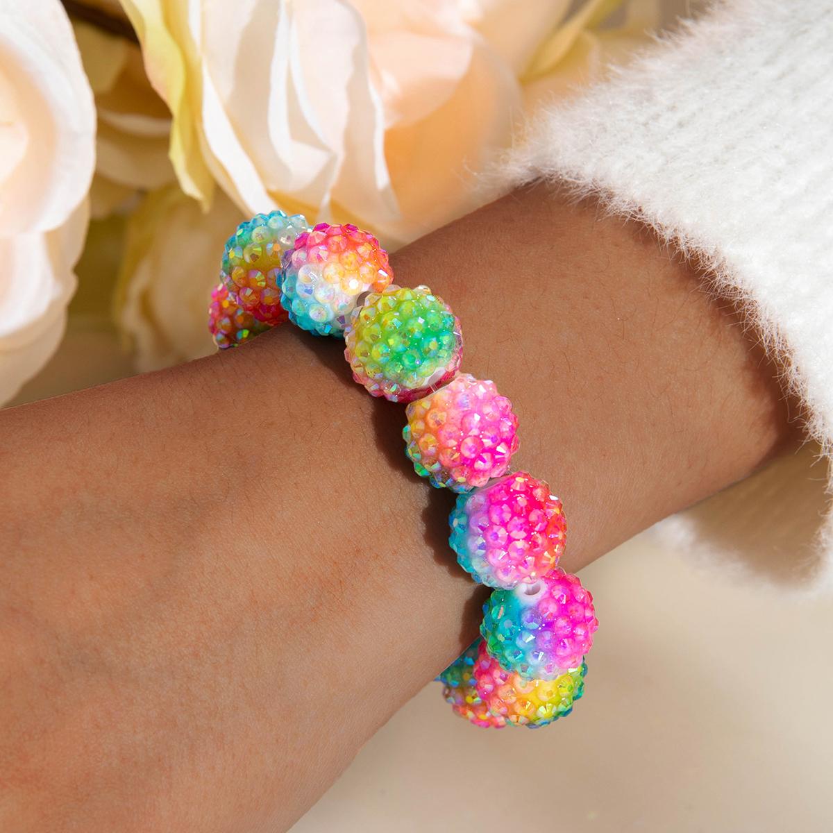 

Живой и милый цветной браслет из смолы с бриллиантами и сверкающими бусинами для женщин, простой и универсальный радужный браслет