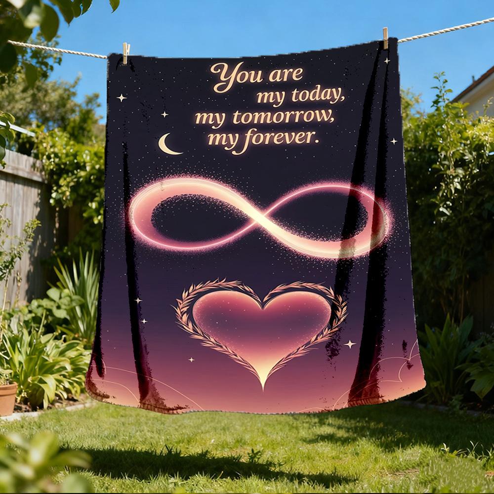 1pc Infinity Heart Outdoor Flannel Blanket Soft All Season Polyester Throw , Perfect for Picnics & Travel , Picnic Accessory