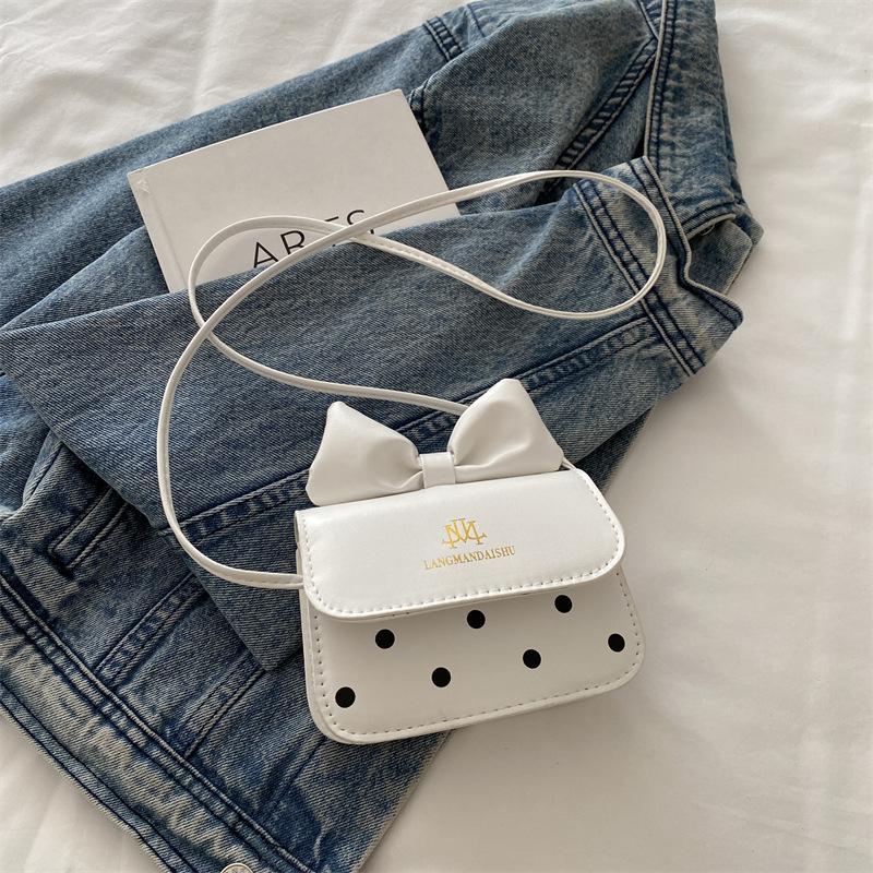 

Сумка-бант 2025 новый зарубежный стиль женская сумка-мессенджер универсальная принцесса аксессуары для маленькой девочки сумка для мелочи белый