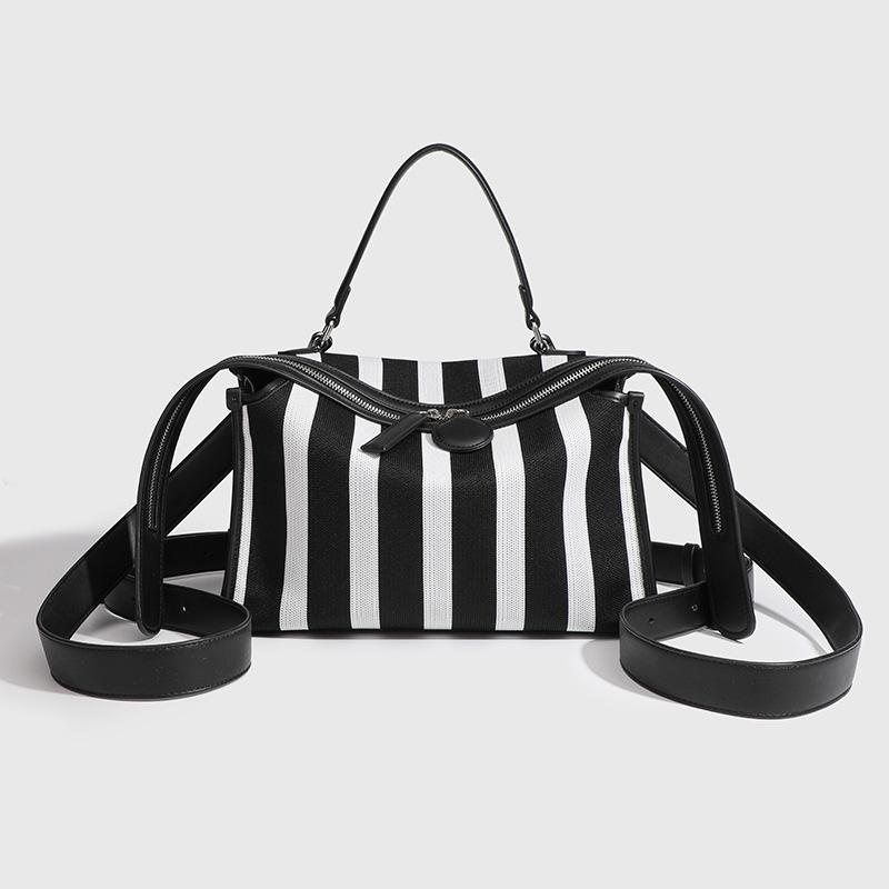 

2024 Summer New Niche Fashion Commuting Flyknit Boston Pillow Bag Crossbody Shoulder Underarm Tote Bag Black and White Stripes