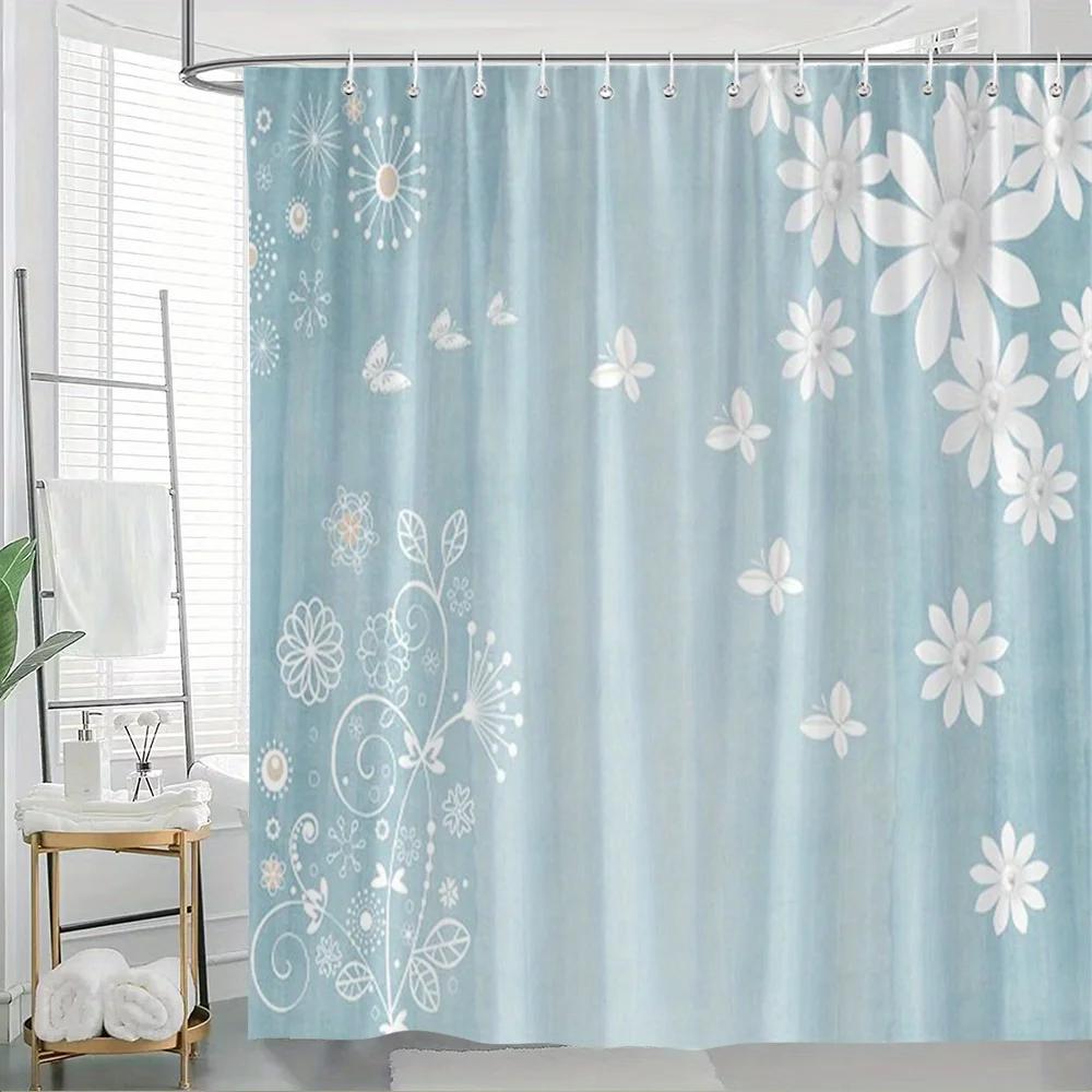 Причурливая цветочная шторка для душа с бабочками - Белые ромашки, завитки, бабочки на светло-голубом, весенний декор, для любого сезона W90xH180cm
