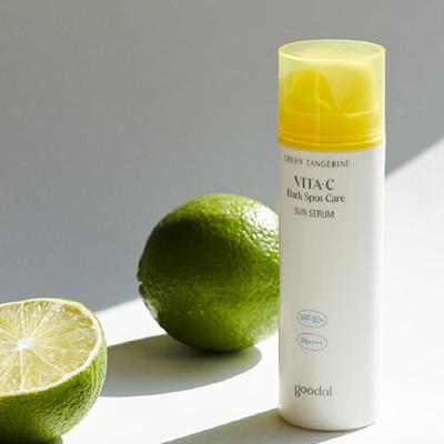 Green Tangerine Vita C Sérum Solaire Soin Anti-Taches 50 ml