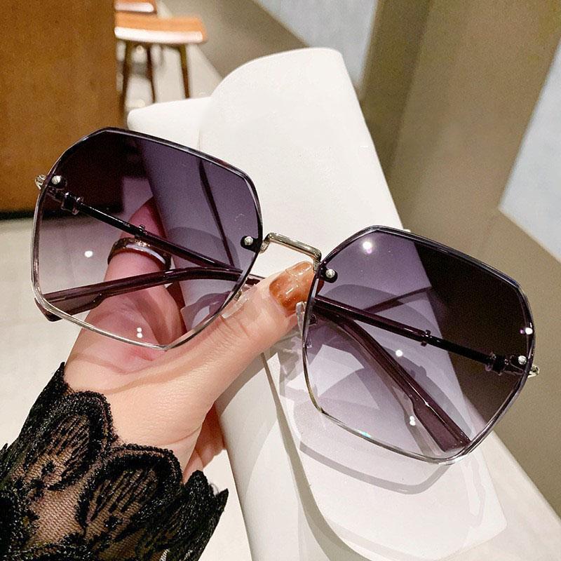 Non-polarized Metal Frameless Sunglasses Stylish Large Frame Women's Square Sunglasses Fashion Transparent Versatile Sunglasses