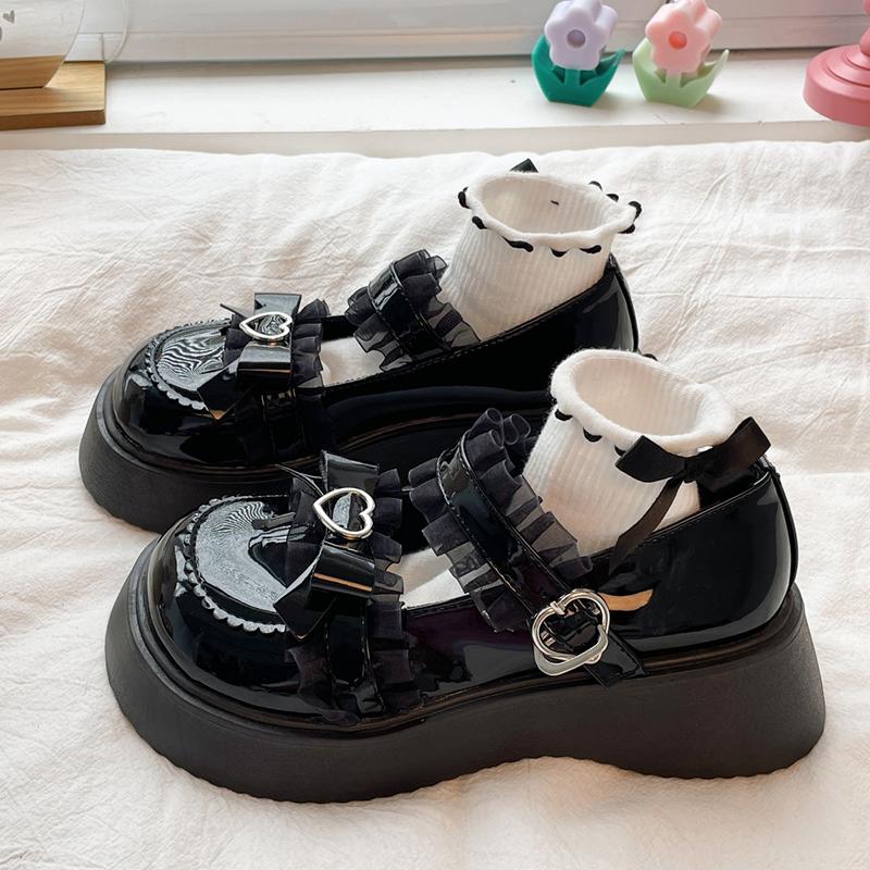 Kawaii Lace Bowknot White Lolita Shoes Women  Heart Buckle Platform Mary Janes Woman Japanese Style Patent Leather Jk Shoes