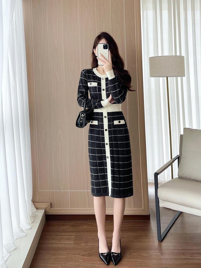 Sukienka wełniana zimowa o średniej długości: Francuski dzianinowy sweter w stylu Hepburn do warstwowania