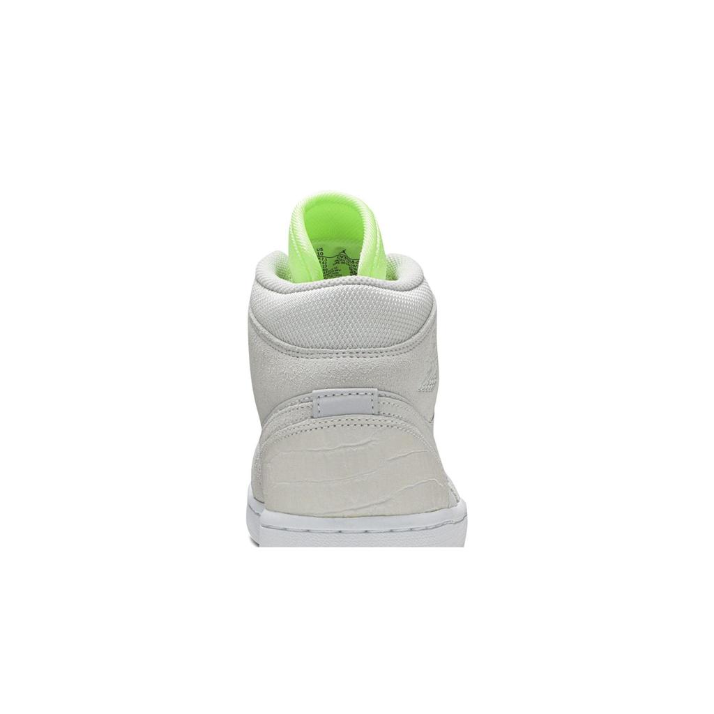 Womens Air Jordan 1 Mid 'Ghost Green' (women's sizes) Vast Grey / Ghost Green / White Vintage Basketball Shoes CV3018 001