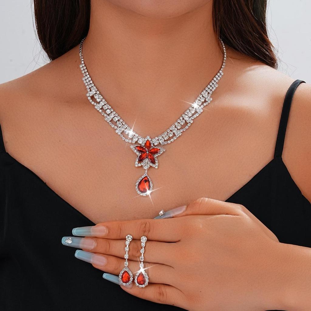 European-American Rhinestone Teardrop Necklace & Earring Set: Korean-Style Bridal Temperament Collarbone Chain Jewelry for Women