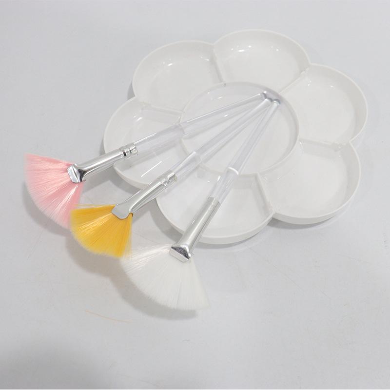 DIY Beauty Face Mask Application Brush - Soft Bristle Fan for Acid Liquid and Makeup Spa Use
