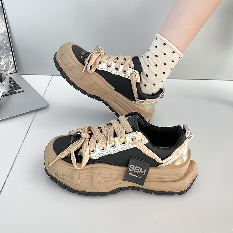 

Новая модель женской обуви. Толстая подошва добавляет высоты. Вулканизированная повседневная обувь. Нескользящая и износостойкая повседневная спортивная обувь. 35 чёрный