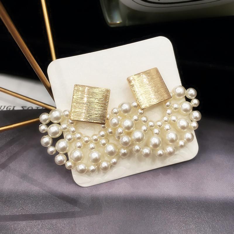 New Design Fan-shaped Pearl Woven Earrings, High-end Niche Net Celebrity, Elegant and Versatile Temperament Earrings for Women