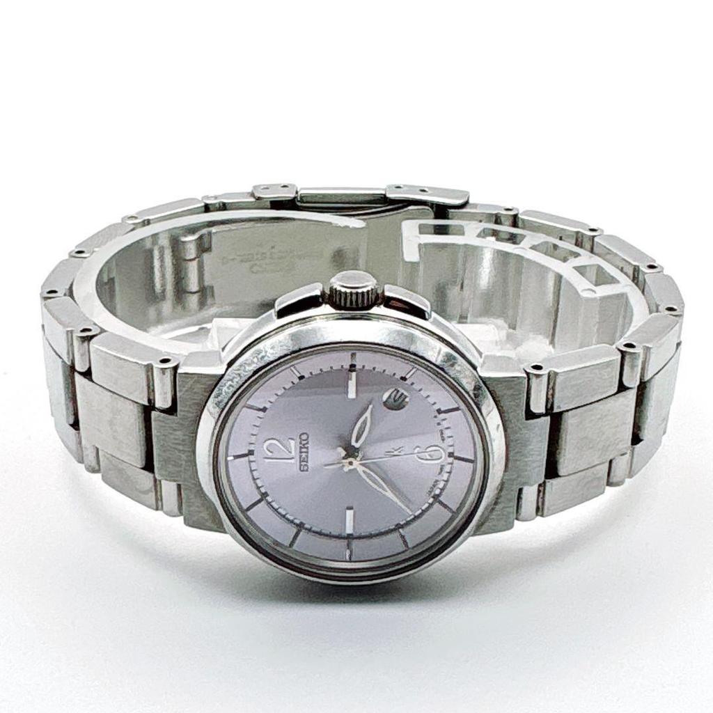 Used New battery, beautiful condition, working, old Seiko Lukia ladies watch