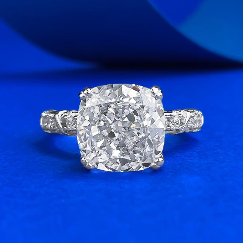 

High Carbon Diamond Ice Flower Cut 10 * 10Mm Ring Ring Commuter Wind No. 9