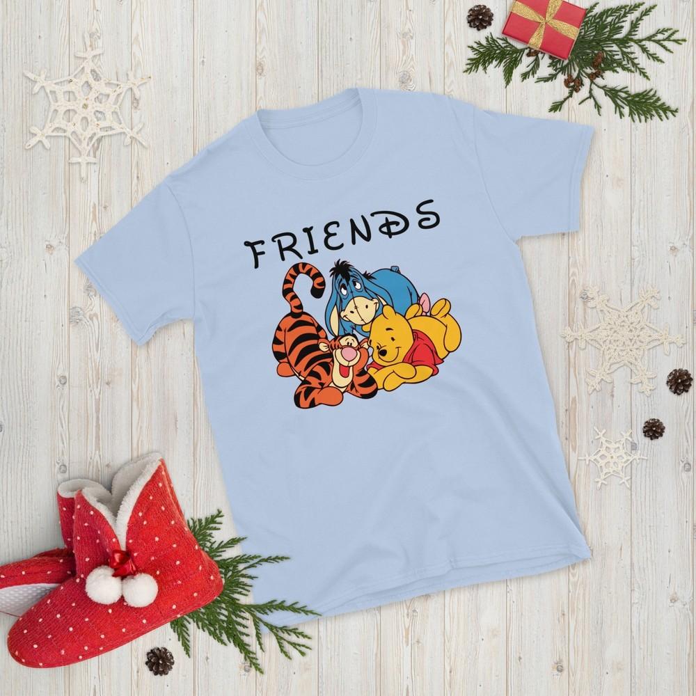 Winnie The Pooh Friends TShirt S