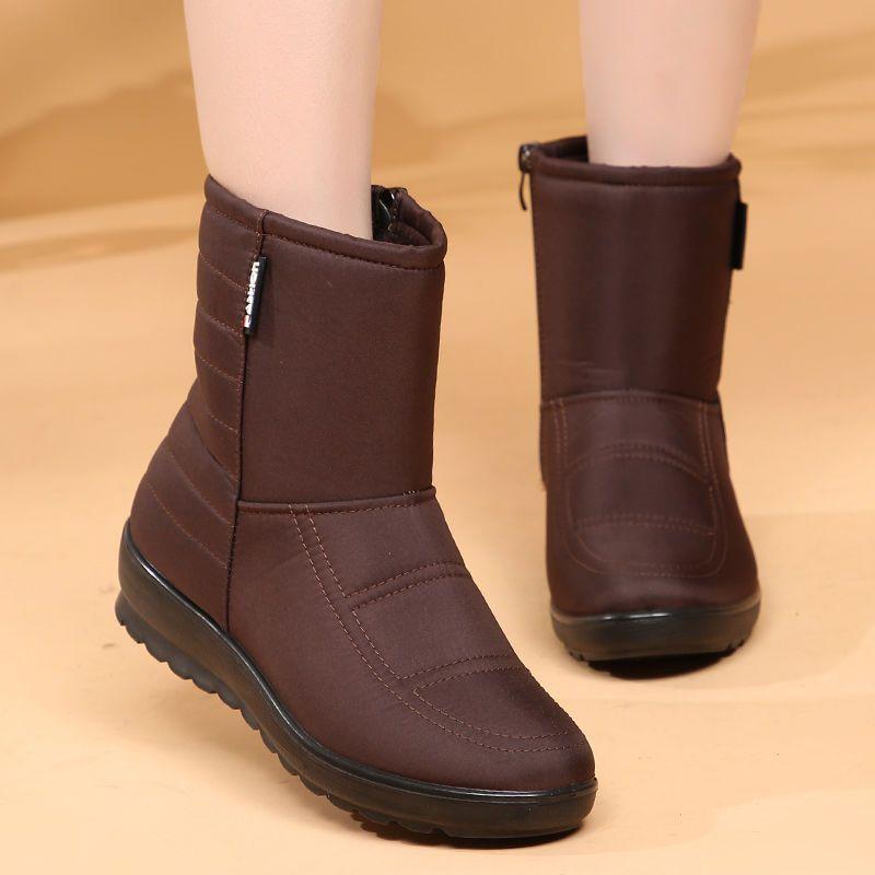 Elderly Winter Cotton Boots Snow Boots Women's 2025 New Medium Tube Non-slip Piled Thickened Warm and Waterproof Mother Cotton Shoes
