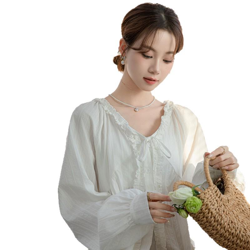 2026 Early Spring French Chic Lace V-Neck Long-Sleeve Women's Shirt