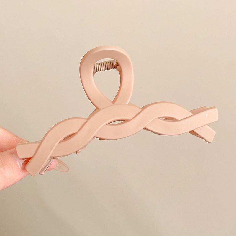 Elegant Large Hair Claw Clip for Thick Hair - High-End Korean Updo Shark Clip