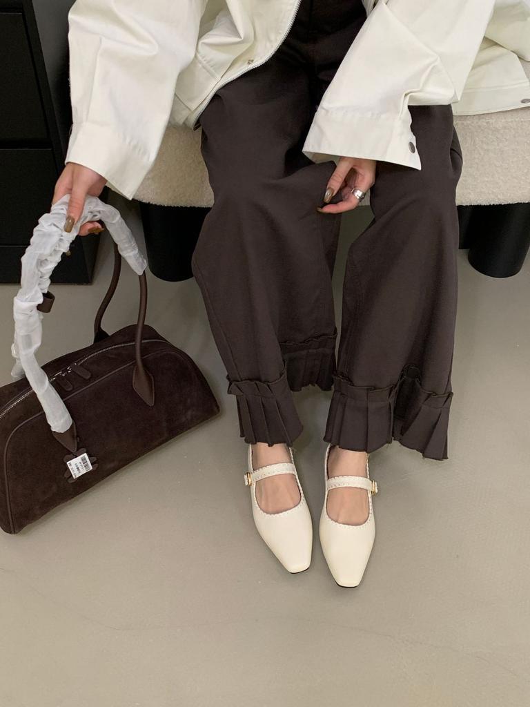 Retro red one-word buckle with Mary Jane shoes women's 2025 new autumn Korean version fashion ballet shoes silver single shoes