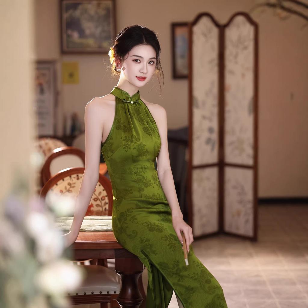 Green cheongsam 1011 new young girl new Chinese daily improvement sleeveless beautiful dress summer