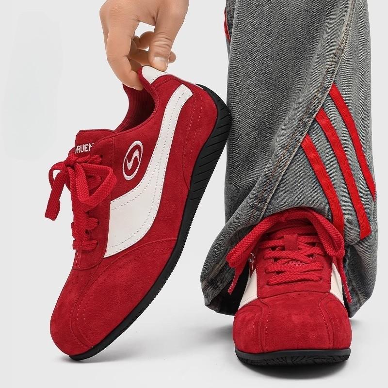 

Красные гоночные кроссовки большого размера для пар, мужские и женские, немецкие тренировочные кроссовки, толстая подошва, летние универсальные спортивные и повседневные кроссовки, трендовые 37