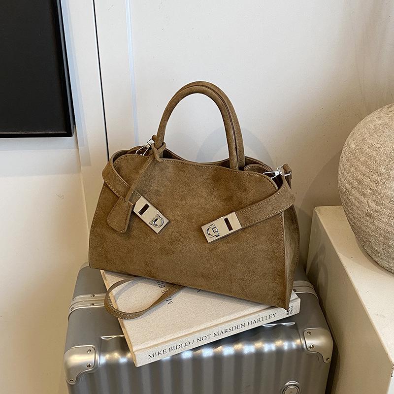 

2025 Сумка-тоут из замши Mori: Модная, Милая, Вместительная женская сумка через плечо и мотоциклетная сумка-тоут хаки