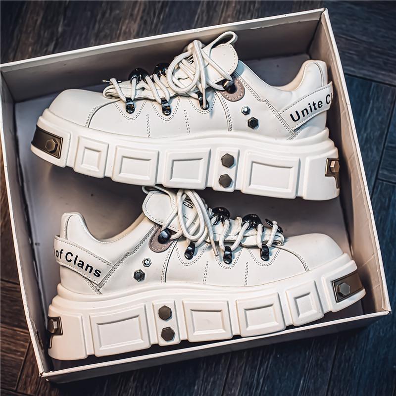 Men's Metal Trend Platform Rivet Punk Skateboard Shoes Outdoor Non Slip Casual Lace Up Sports Shoes