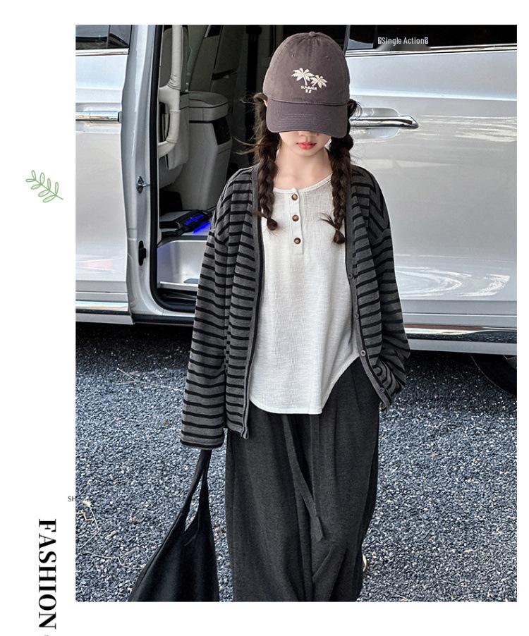 Mädchen 2025 Gestreiftes Cardigan-Set - Herbst/Frühling Koreanischer Stil 3-teiliges Outfit