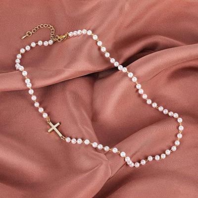 Collana a Croce d'Oro con Ciondolo in Ottone e Catena per Clavicola per Donne e Ragazze - Stile Lusso Leggero