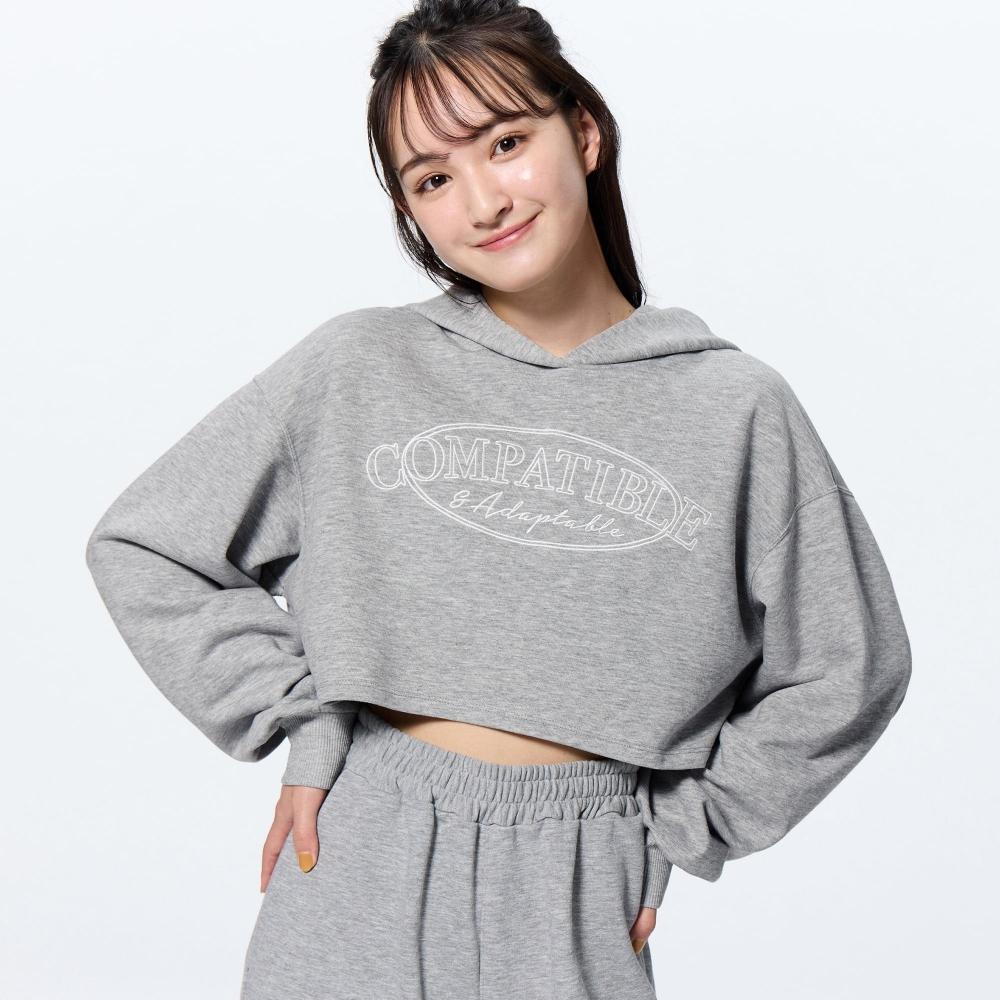 

Укороченная толстовка с капюшоном для девочек Gu By Uniqlo Jr может быть установлена 08 DARK GRAY/L