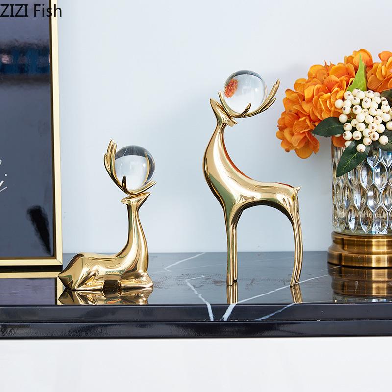 Crystal Ball Decorative Brass Deer Statue Desk Decoration Ornaments Creative Golden Deer Delicate Sculpture Room Aesthetic Decor