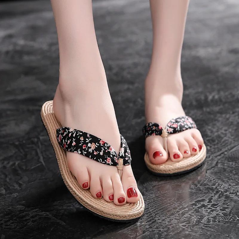 

Пляжные шлепанцы Мягкие тапочки Летние женские модные нескользящие плоские уличные простые богемные женские домашние туфли для ванной комнаты 40